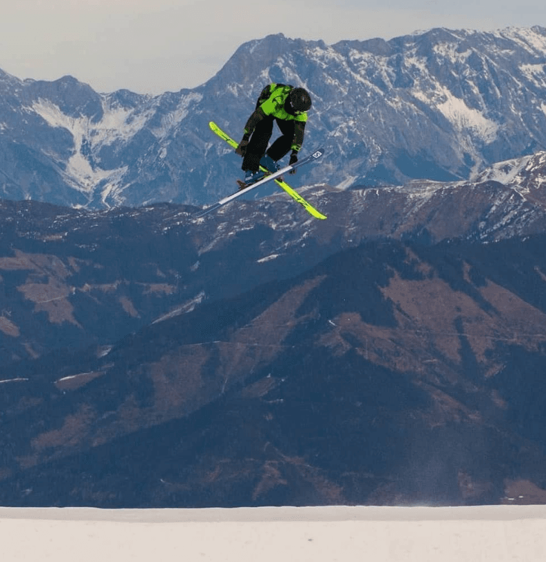 Freestyle ski ·slopestyle spread