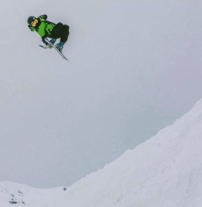 Freestyle ski ·cliff drop